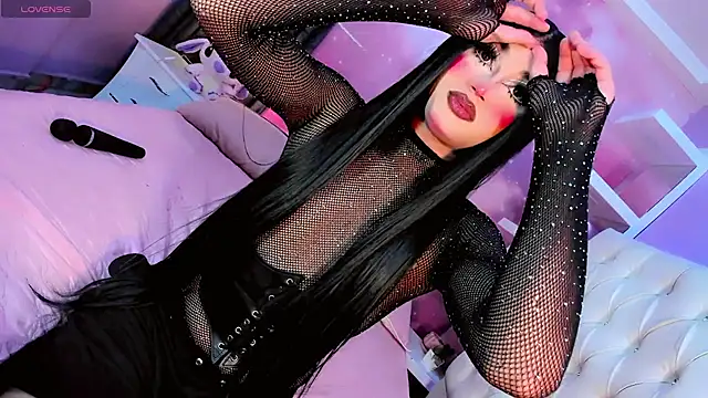 Snapshot of Lexxy_Mattell chatting on 07/25/26, 05:27 Lexxy Mattell online show from 07/25/26, 05:27