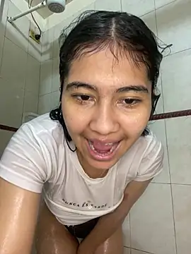 Snapshot of Xaannder chatting on 05/15/26, 01:56 Xaannder online show from 05/15/26, 01:56