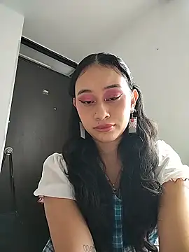 L0lita Emi12 online show from 07/01/26, 05:34