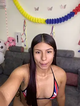 Snapshot of FernandaHils chatting on 06/16/26, 08:55 FernandaHils online show from 06/16/26, 08:55