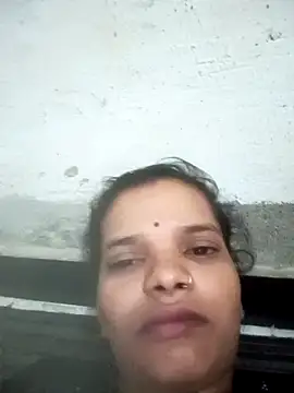 Snapshot of Student_garl_1 chatting on 05/14/26, 05:09 Student garl 1 online show from 05/14/26, 05:09