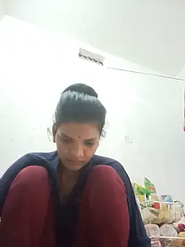 Snapshot of Student_garl_1 chatting on 07/16/26, 01:44 Student garl 1 online show from 07/16/26, 01:44