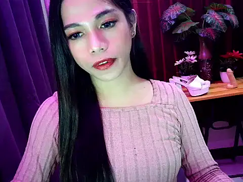Snapshot of sexyfucksophia chatting on 05/31/26, 10:22 sexyfucksophia online show from 05/31/26, 10:22