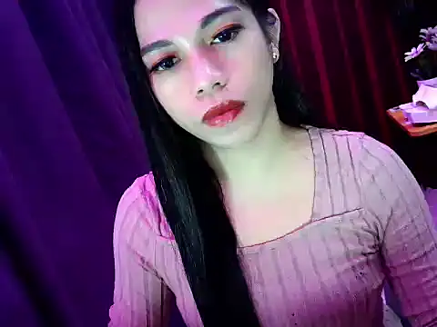 Snapshot of sexyfucksophia chatting on 06/04/26, 09:04 sexyfucksophia online show from 06/04/26, 09:04