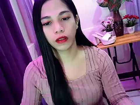 Snapshot of sexyfucksophia chatting on 06/18/26, 07:30 sexyfucksophia online show from 06/18/26, 07:30