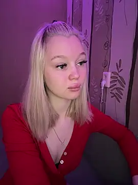 Snapshot of Velvet_Doll_ chatting on 06/08/26, 04:35 Velvet Doll online show from 06/08/26, 04:35