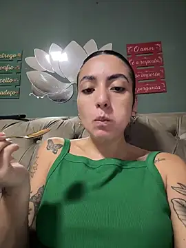 Snapshot of MartinadeCaxias chatting on 05/21/26, 02:13 MartinadeCaxias online show from 05/21/26, 02:13