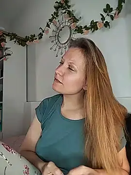 Candy Cougar online show from 07/15/26, 07:02