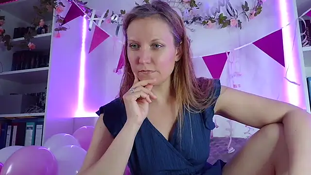 Candy Cougar online show from 07/24/26, 05:00