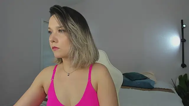 Nikki Mi1k online show from 06/13/26, 01:14