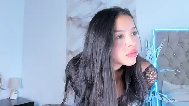 Snapshot of Clara4w chatting on 06/21/26, 12:08 Clara4w online show from 06/21/26, 12:08