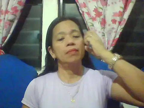 Snapshot of sweet_icy chatting on 05/05/26, 11:51 sweet icy online show from 05/05/26, 11:51