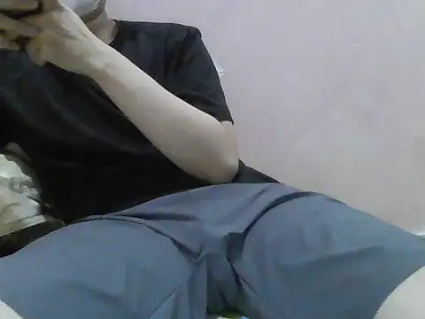 Zineyy online show from 06/02/26, 03:47