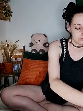 Snapshot of Goddessm00n1 chatting on 06/05/26, 10:48 Goddessm00n1 online show from 06/05/26, 10:48