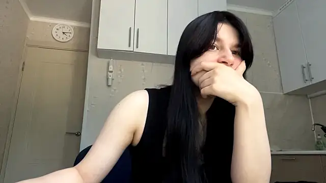 Snapshot of GrayceDeclet chatting on 07/14/26, 01:17 GrayceDeclet online show from 07/14/26, 01:17
