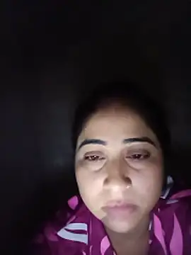 Snapshot of Life_Of_Diya chatting on 06/17/26, 11:38 Life Of Diya online show from 06/17/26, 11:38