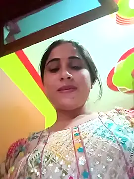 Snapshot of Life_Of_Diya chatting on 07/18/26, 12:53 Life Of Diya online show from 07/18/26, 12:53