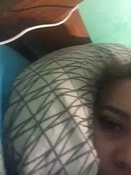 Snapshot of alexaparedes00 chatting on 06/19/26, 12:37 alexaparedes00 online show from 06/19/26, 12:37