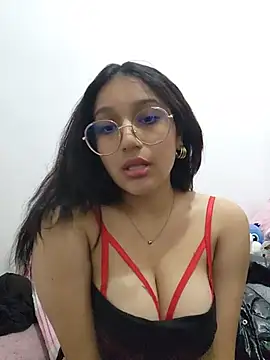 babyangel2002 online show from 05/12/26, 10:18