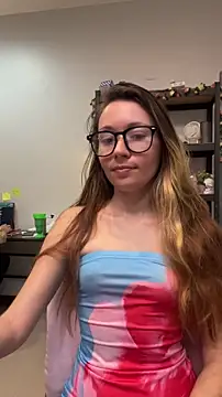 Mini girl do it better online show from 06/05/26, 10:04