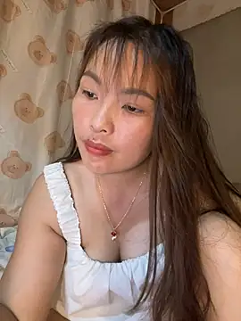 Snapshot of MUNMUN2K5 chatting on 06/19/26, 02:43 MUNMUN2K5 online show from 06/19/26, 02:43