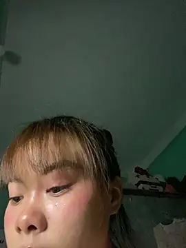 Snapshot of Cry_sexy chatting on 05/18/26, 03:18 Cry sexy online show from 05/18/26, 03:18