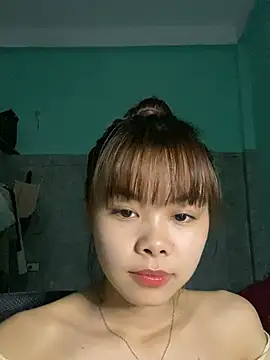 Snapshot of Cry_sexy chatting on 05/20/26, 04:35 Cry sexy online show from 05/20/26, 04:35