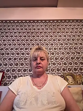 Snapshot of AnastasiaGrey777 chatting on 06/14/26, 05:15 AnastasiaGrey777 online show from 06/14/26, 05:15