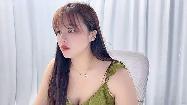Snapshot of Qingqing19 chatting on 05/30/26, 02:25 Qingqing19 online show from 05/30/26, 02:25