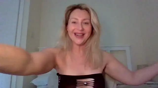 Babe blond online show from 06/03/26, 08:06