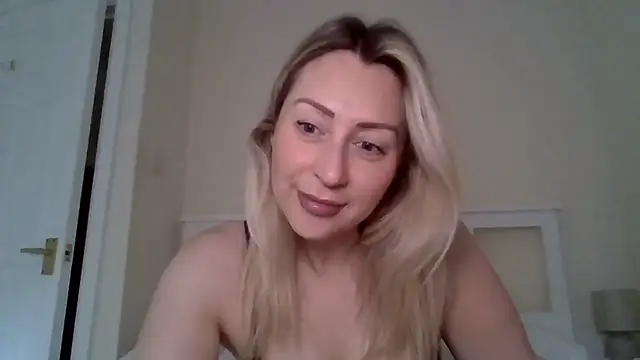 Babe blond online show from 07/06/26, 09:17
