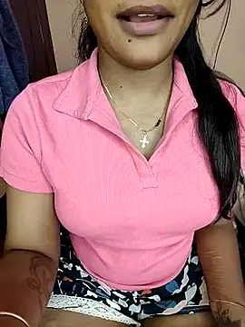 Snapshot of Tamil__Thara003 chatting on 07/02/26, 07:47 Tamil Thara003 online show from 07/02/26, 07:47
