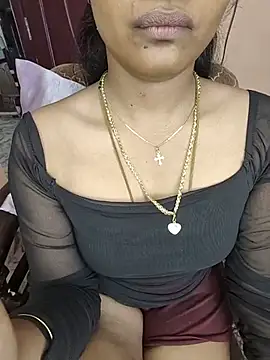 Snapshot of Tamil__Thara003 chatting on 07/25/26, 06:22 Tamil Thara003 online show from 07/25/26, 06:22