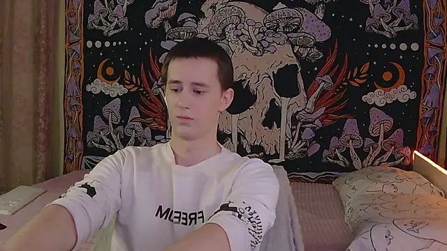 Snapshot of Deshman chatting on 07/07/26, 06:47 Deshman online show from 07/07/26, 06:47