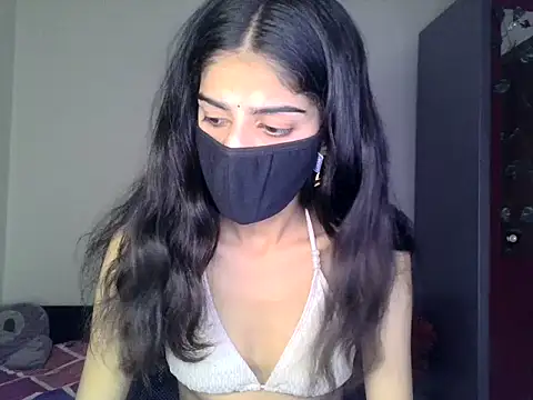 Snapshot of SASSY__BABY_ chatting on 05/06/26, 06:52 SASSY BABY online show from 05/06/26, 06:52