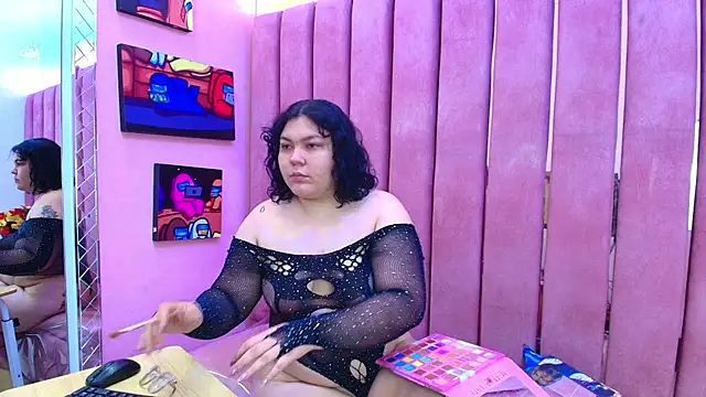 Snapshot of Sweet_Nova_ chatting on 06/15/26, 02:47 Sweet Nova online show from 06/15/26, 02:47