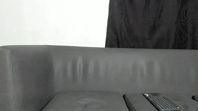AlexRoyce  online show from 06/23/26, 02:09
