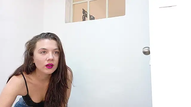 Snapshot of Katia_Rose23 chatting on 05/11/26, 06:38 Katia Rose23 online show from 05/11/26, 06:38