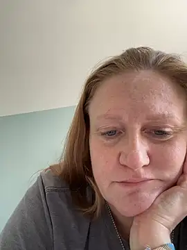 Kellilyn10 online show from 05/28/26, 04:48