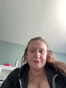Kellilyn10 online show from 06/10/26, 05:23