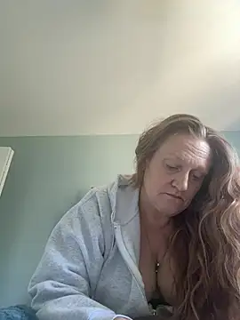 Kellilyn10 online show from 08/03/26, 02:11