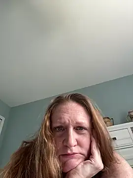 Kellilyn10 online show from 08/08/26, 05:48