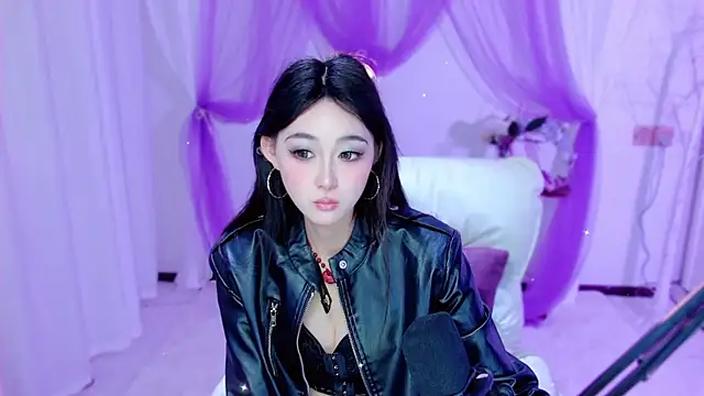 Tili Lucky online show from 05/16/26, 12:18