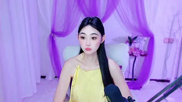 Tili Lucky online show from 05/21/26, 12:28