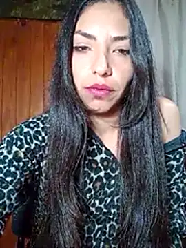 Snapshot of CasiTuya chatting on 05/27/26, 02:41 CasiTuya online show from 05/27/26, 02:41