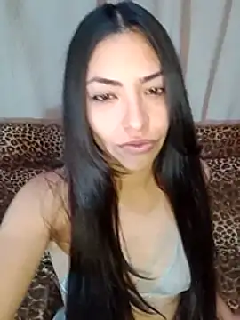 Snapshot of CasiTuya chatting on 06/19/26, 02:16 CasiTuya online show from 06/19/26, 02:16