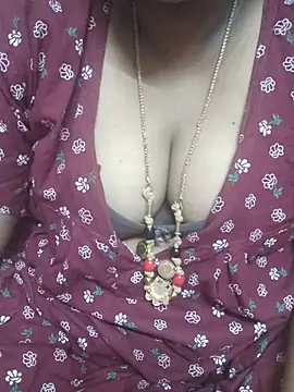 tamilkavitha123 online show from 07/11/26, 05:26