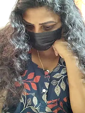 tamilkavitha123 online show from 07/16/26, 04:51