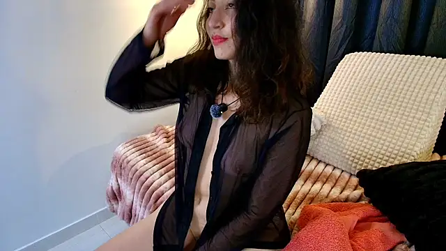 Snapshot of angi_intense chatting on 05/19/26, 07:15 angi intense online show from 05/19/26, 07:15