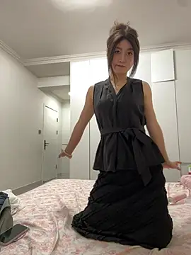 Snapshot of huihui_520 chatting on 06/25/26, 05:12 huihui 520 online show from 06/25/26, 05:12